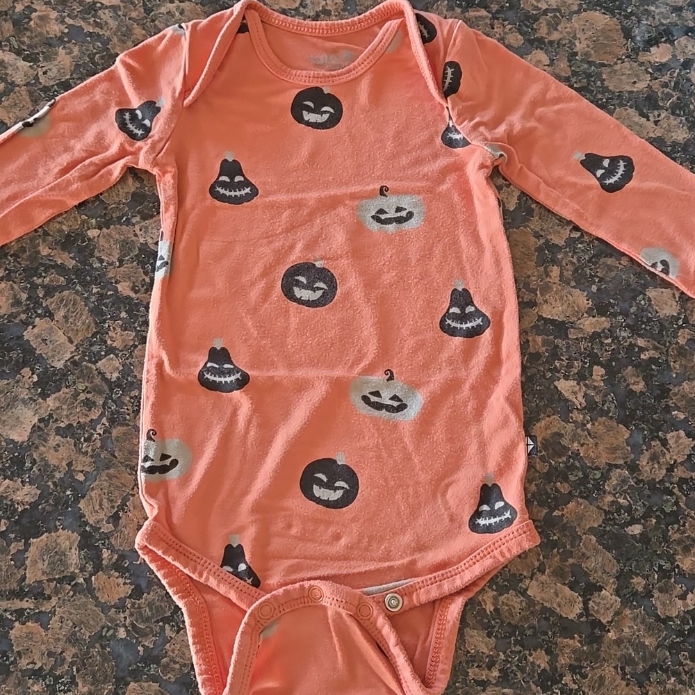 Kyte BABY Carve Long Sleeve Bodysuit